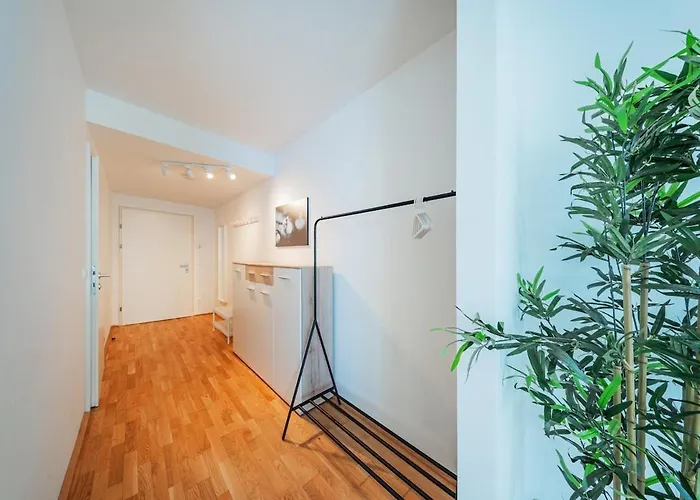 Great - 2 Bedrooms - With Parking * Wenen
